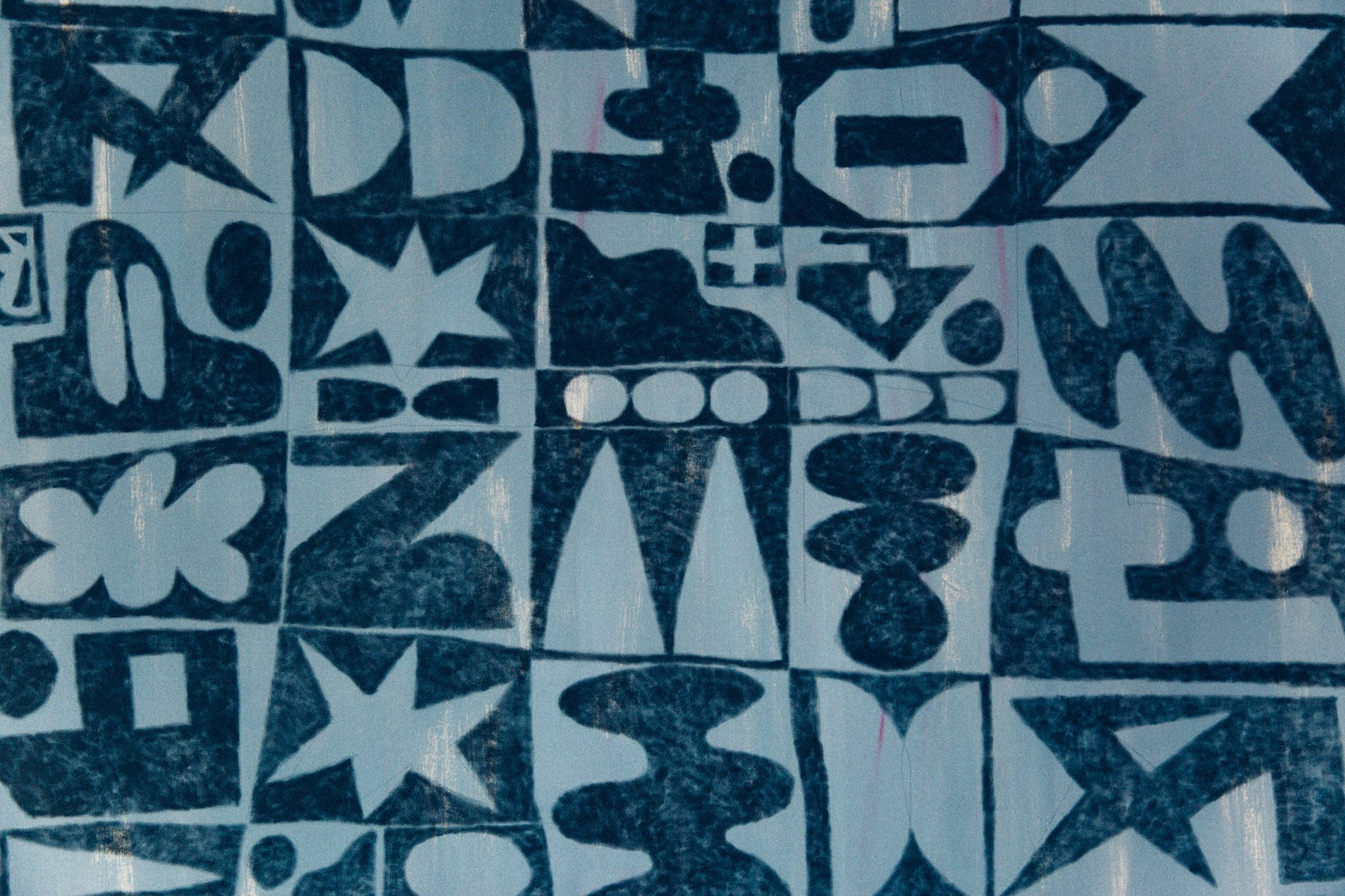 Sticks Versus Stones / Joachim Castaneda