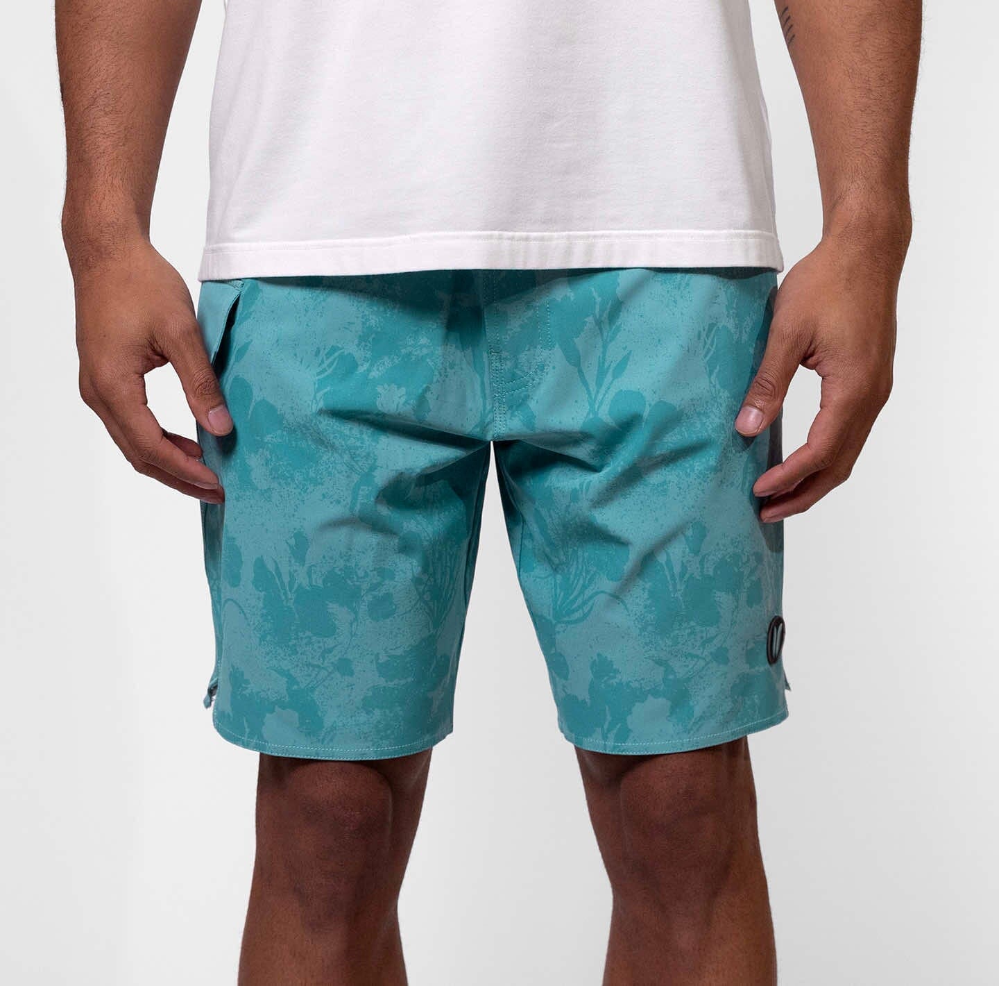 Calcutta Hybrid Fishing Shorts Teal / 32