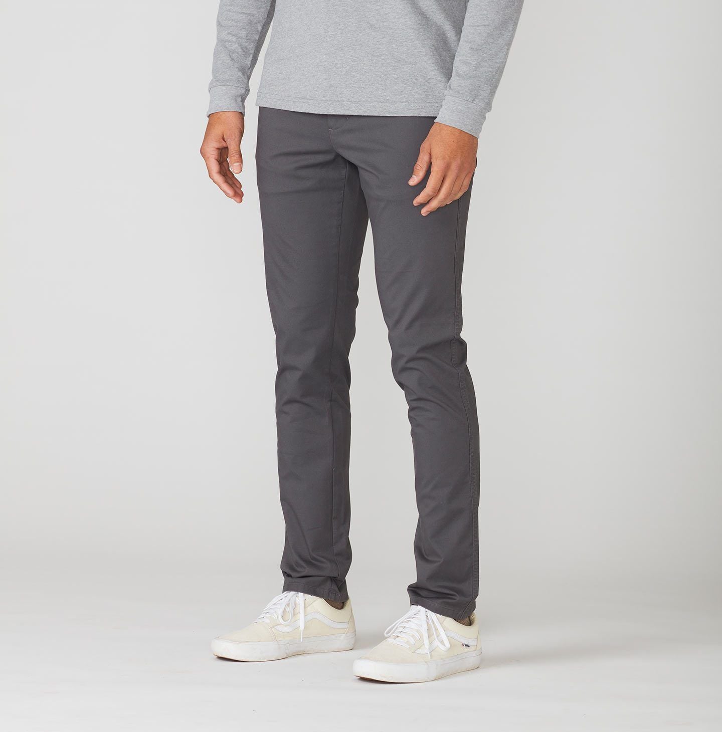 *Model is 6' 0", 180 lbs and is wearing a size 32