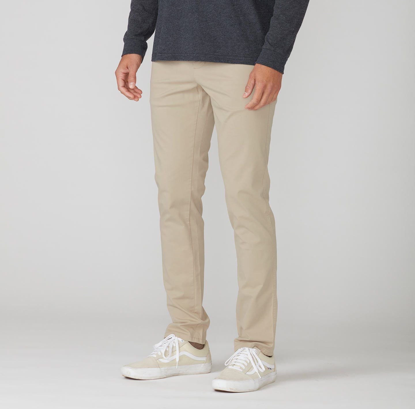 *Model is 6' 0", 180 lbs and is wearing a size 32