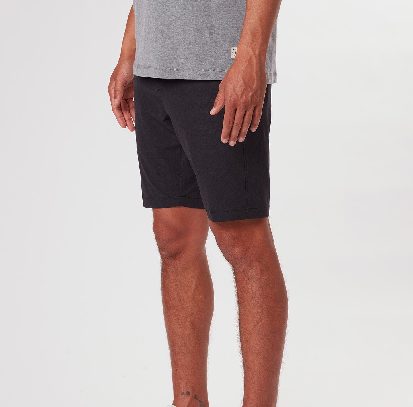 *Model is 6' 4", 200 lbs and is wearing a size 33