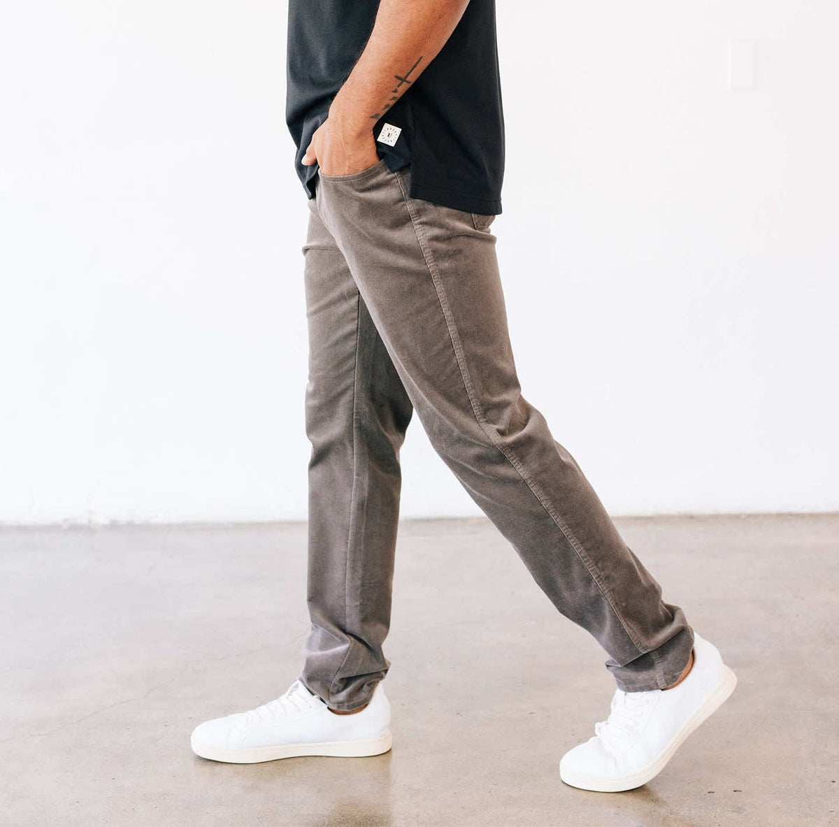 *Model is 6&#39;0&quot;, 170 lbs and is wearing a size 32